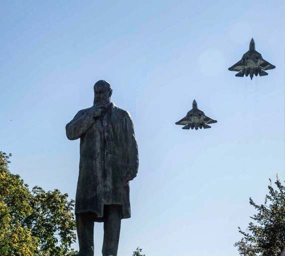 памятник Жуковского